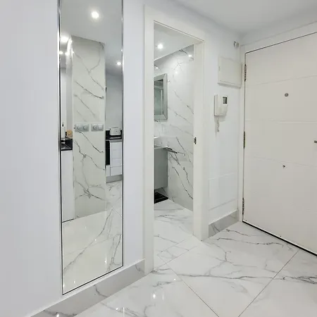 Edificio Ricardo Apartmán *